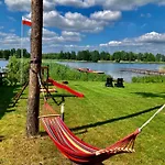 Chata Resort-20m Od Brzegu,prywatna Plaza,wi-fi ,widok Na Jezioro Makosieje
