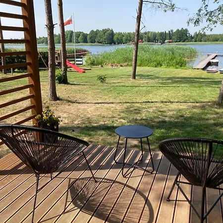 Resort-bon Turystyczny,20m Od Brzegu,ogrzewanie,wi-fi ,widok Na Jezioro 롯지